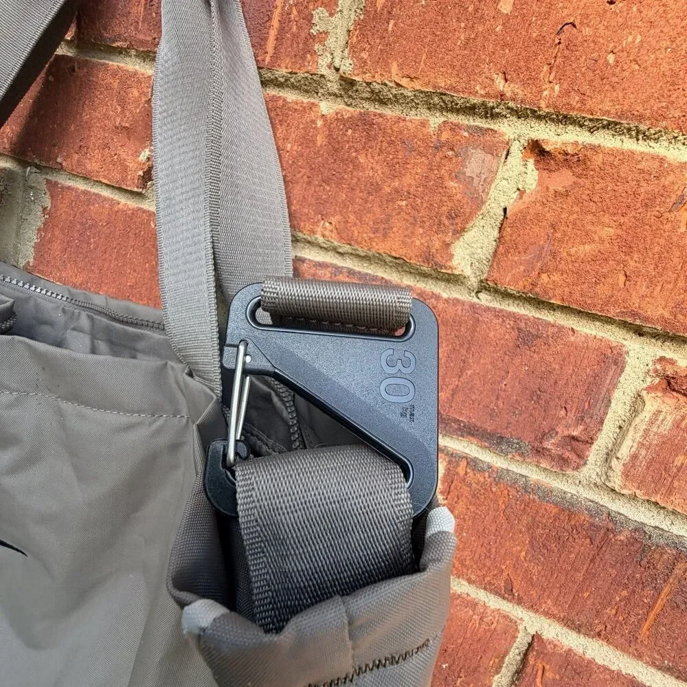 Nike Gym Tote Bag Shoulder Strap Gray, Sportswear Essential